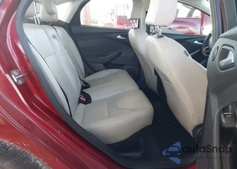 2016 Ford Focus Titanium из США, поврежденный, VIN 1FADP3J2XGL220940